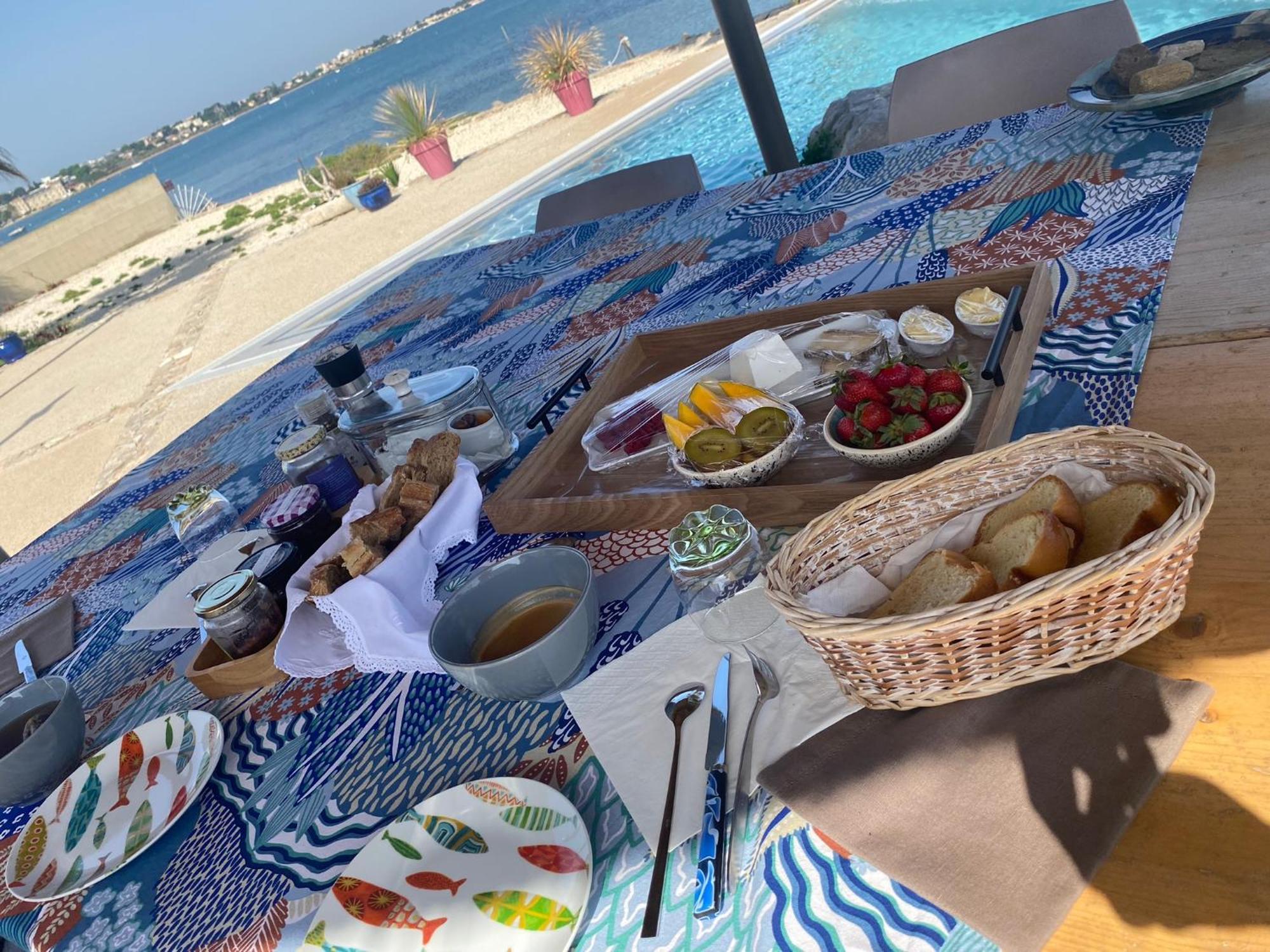 Les Pieds Dans L'Eau Bed & Breakfast Sete Luaran gambar