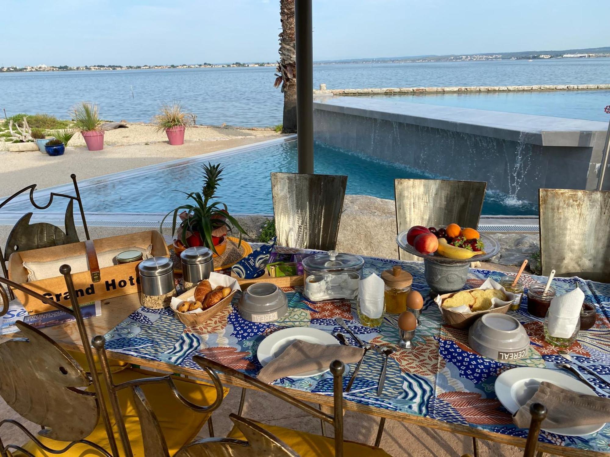 Les Pieds Dans L'Eau Bed & Breakfast Sete Luaran gambar